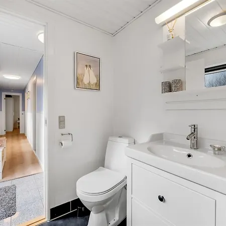 Feriehus Ufred - 1-3km To The Inlet By Interhome *